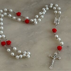 NEW Red Roses + White Beaded Rosary